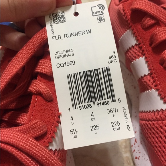 NWT adidas flashback - Picture 3 of 7